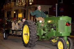 2019ChristmasParade_Tractor