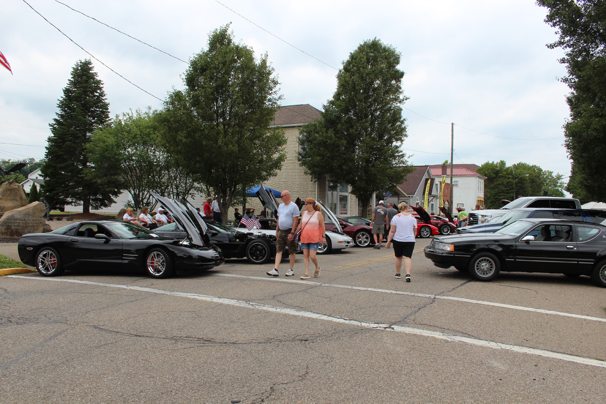 Photo Gallery: People’s Choice Car Show – Dresden Buzz