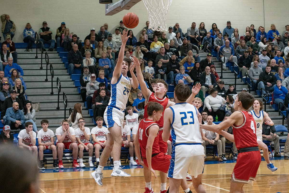 Maysville boys varsity basketball pushing their way up the MVL ranks as